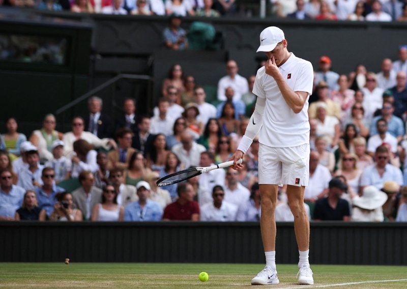 Ovo se može dogoditi samo na Wimbledonu: Evo što je izazvalo bizaran prekid finala