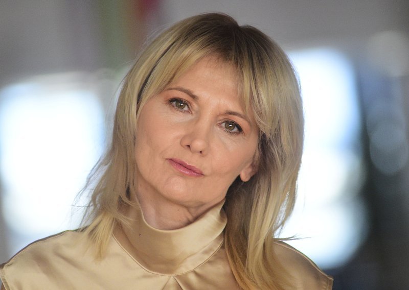 Barbara Nola o djeci i skidanju crnine: 'Ne zanimaju me mišljenja zločestih ljudi'