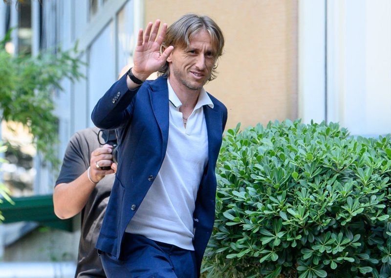 Talijani otkrili koliko je Modriću trajao liječnički pregled i kad će potpisati ugovor