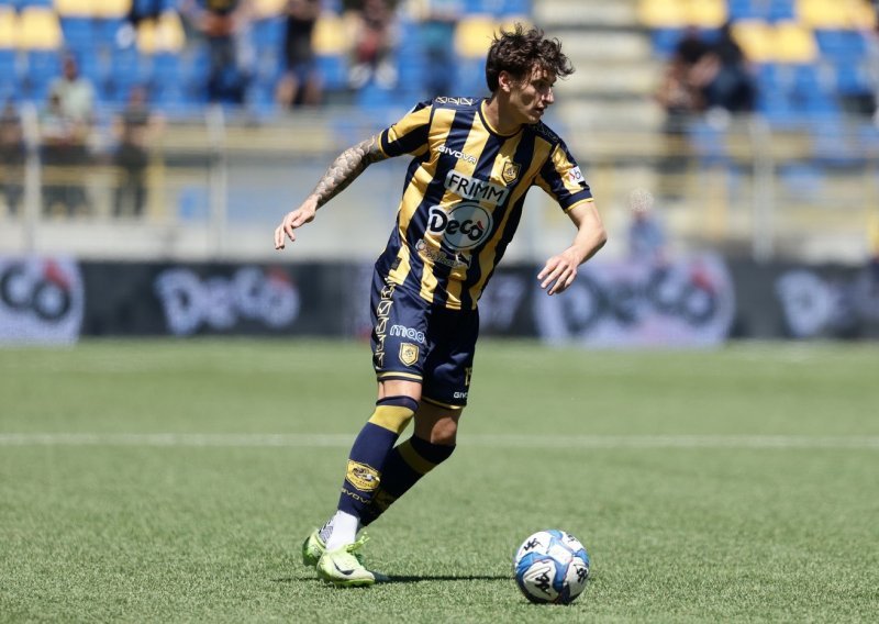 Praunuk diktatora Benita Mussolinija ima priliku zaigrati u Serie A