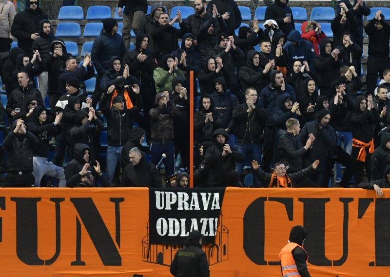 Šibenik je dobio novi nogometni klub. Javili se Funcuti: Kao da u gradu nema dovoljno lopova...