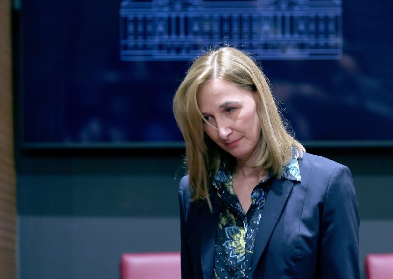 Nova ministrica EU fondova uručila ugovore od 88 milijuna eura za projekte u Zagrebu, Zaprešiću i Varaždinu