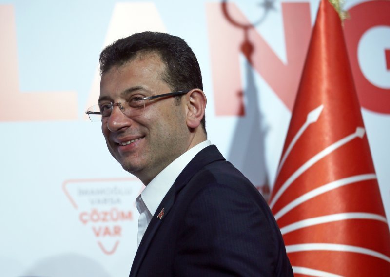 Gradonačelnik Istanbula osuđen na godinu i osam mjeseci zatvora zbog vrijeđanja dužnosnika