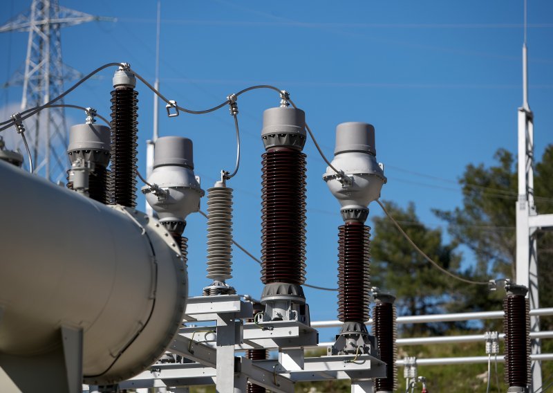 Končar i Solarna Elektrana potpisali ugovor vrijedan 15,3 milijuna eura