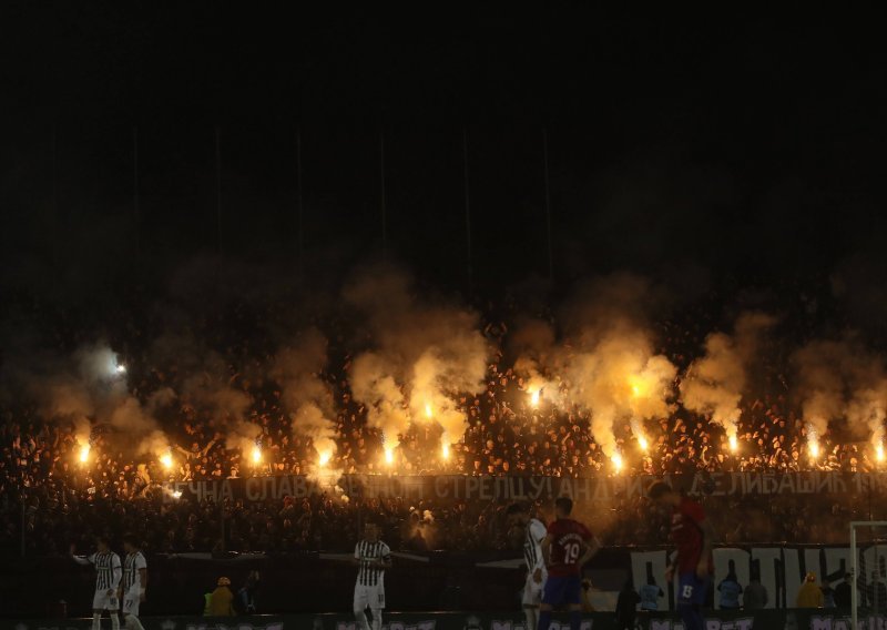 Na Kosovu bijesni zbog koreografije navijača Partizana: 'UEFA ovo ne smije tolerirati'