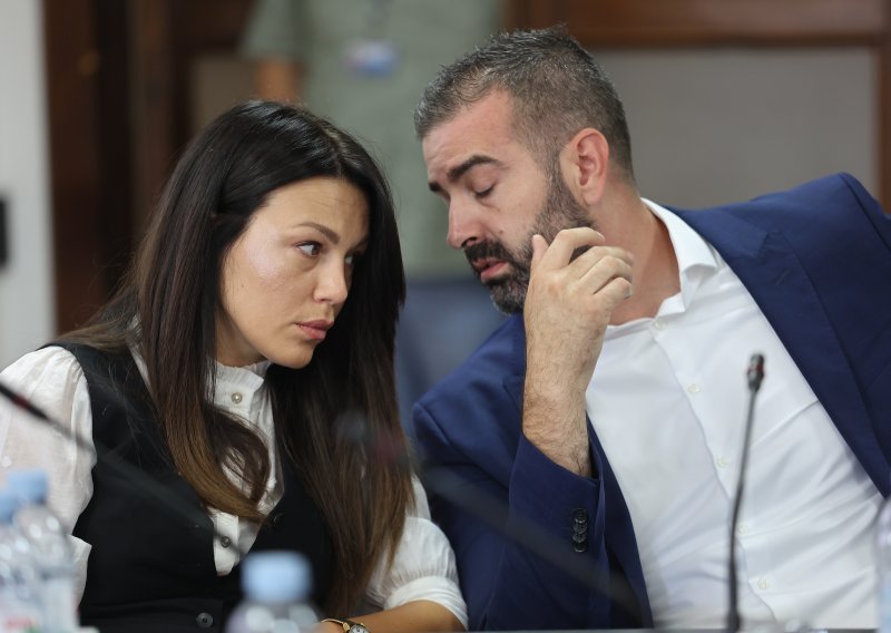 Ne staje priča oko tajanstvenog splitskog glasa u Vijeću: SDP-ovka je krivotvorila listić?