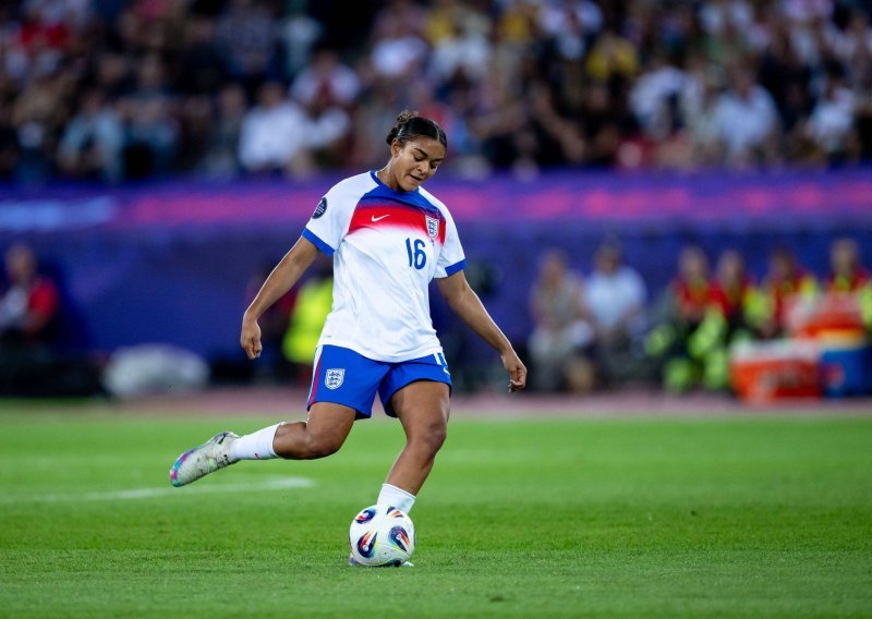 Rasističko iživljavanje nad nogometašicom Engleske; oglasila se UEFA i britanski premijer