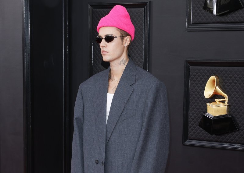 Teško razdoblje: Justin Bieber još uvijek se nosi sa svojim osobnim demonima