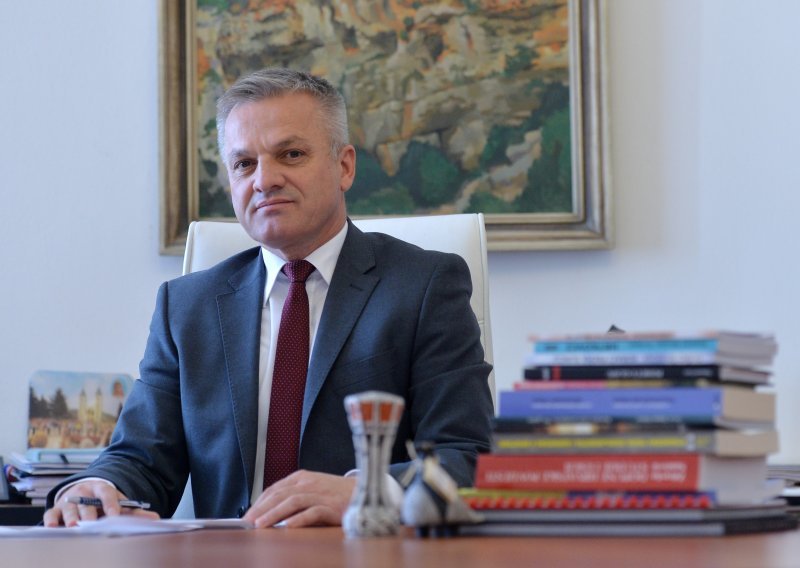 Prvi put biraju se članovi Savjeta mladih Hrvata izvan Hrvatske