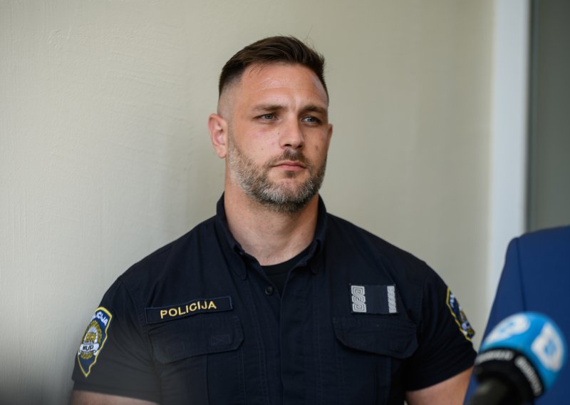 Oglasio se zgodni policajac iz Zadra: Zbog nenadane slave dobio i šaljivu ponudu