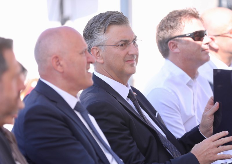 Plenković: Turistička sezona mogla bi biti i nešto bolja od lanjske