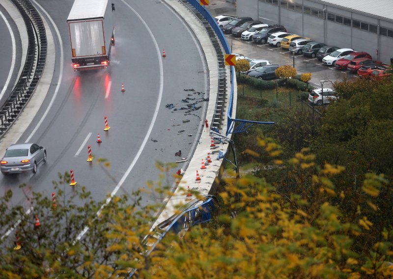 Na vijaduktu se sudarili kamion i automobil: Jedna osoba poginula