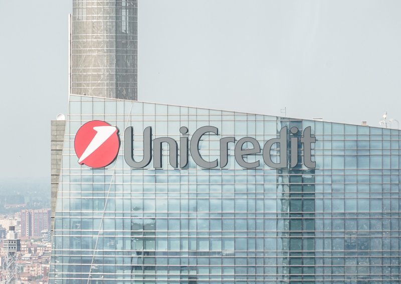 Unicredit grupa u drugom kvartalu s 3,3 milijarde eura neto dobiti