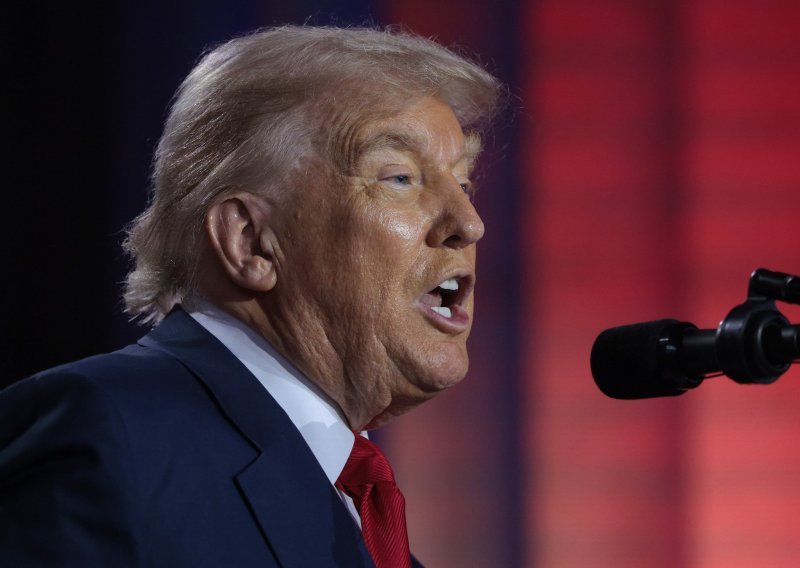 Trump o Epsteinu: 'Nemam veze s tim likom'