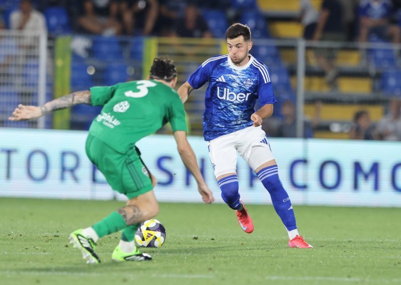 Bili smo na debiju Martina Baturine u Comu; evo čime je zadivio Talijane