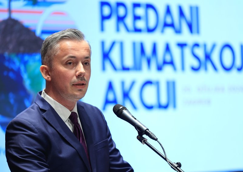 DHMZ u Osijeku predstavio sustave ranog upozoravanja i protugradne obrane