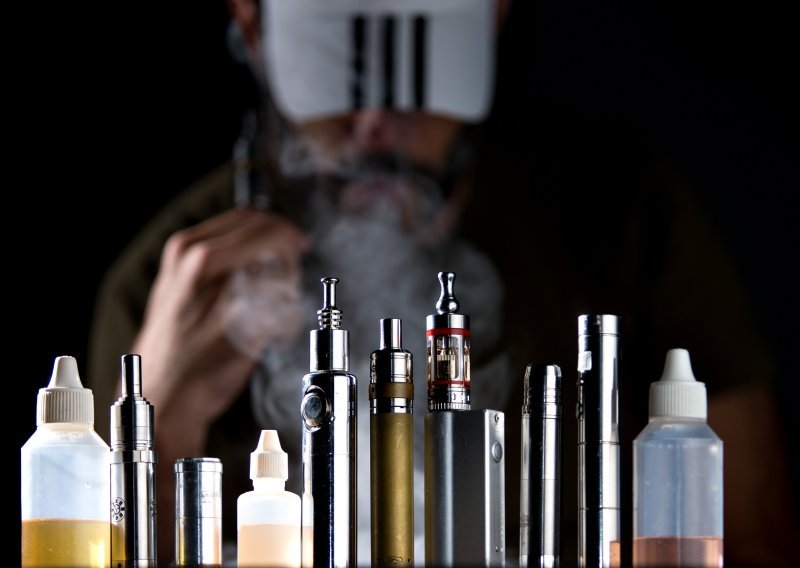 Američki FDA istražuje sigurnost e-cigarete