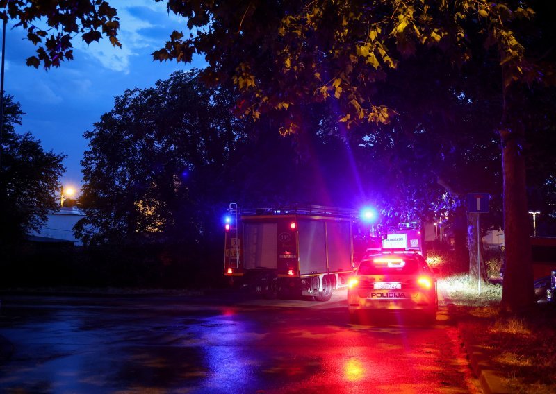 Izbio požar u Zagrebu u kući sa stranim radnicima: Ulica puna dima
