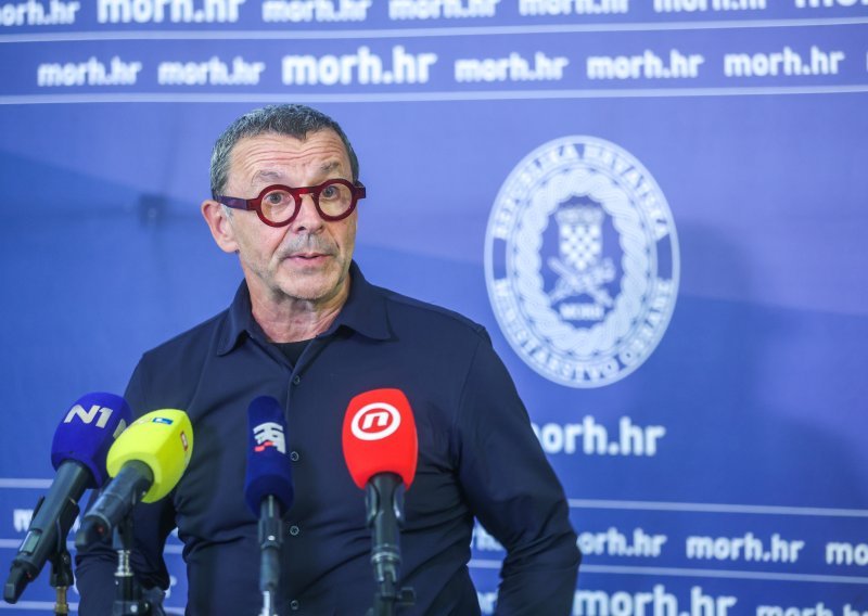 Dolenčić: Umjetnički program je emotivni uvod u mimohod