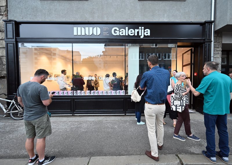 Izložba fotografija Pave Urbana otvorena u Galeriji MUO