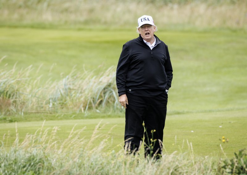 Trump odgodio povećanje carina za Meksiko: Telefonski razgovarao s predsjednicom