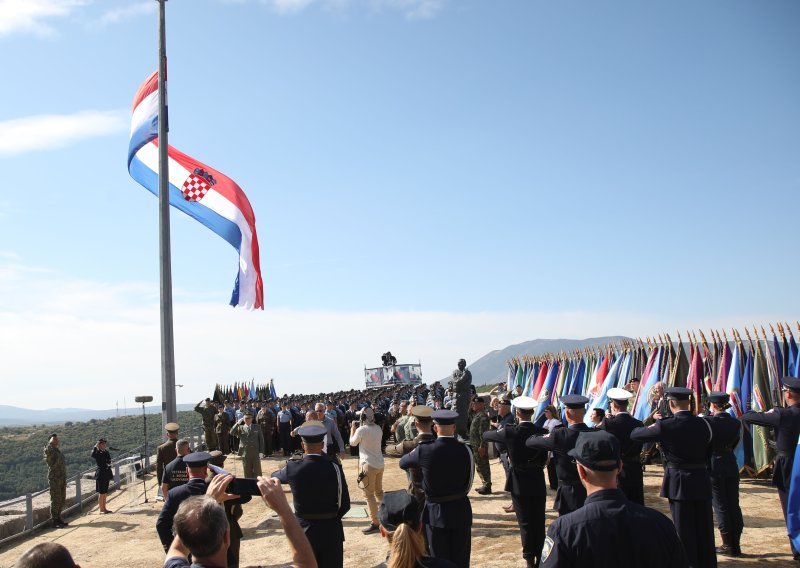 Srbija preporučila svojim državljanima da ne putuju u Hrvatsku u vrijeme proslave 'Oluje'