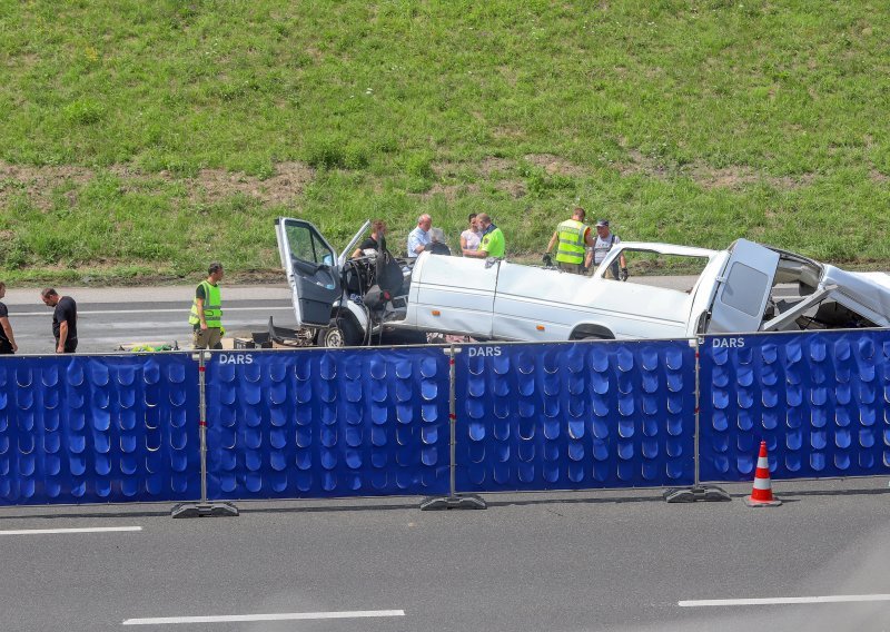 Poznat uzrok prometne nesreće u Sloveniji u kojoj je poginulo petero ljudi