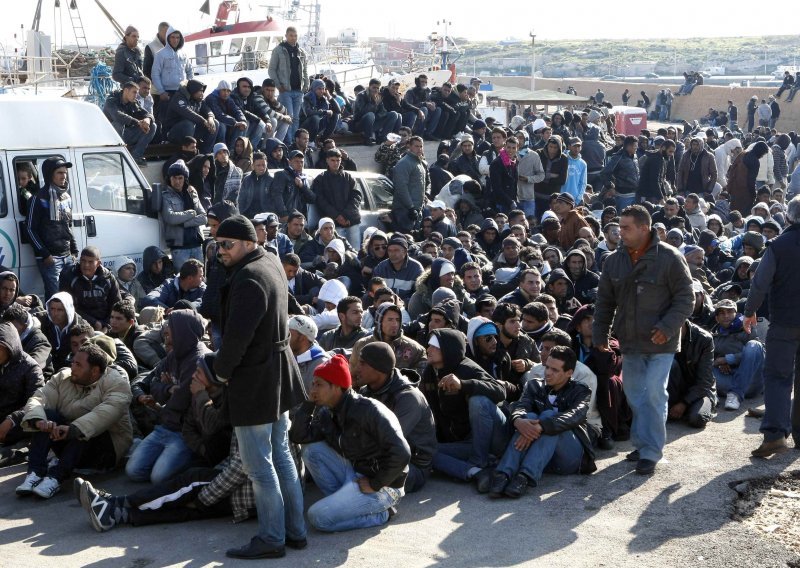 Na Lampedusu stigao brod s 461 libijskom izbjeglicom
