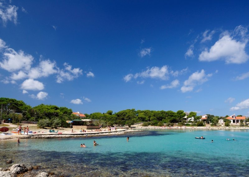 Mir, netaknuta priroda i čisto more: Britanci su oduševljeni ovim hrvatskim otokom