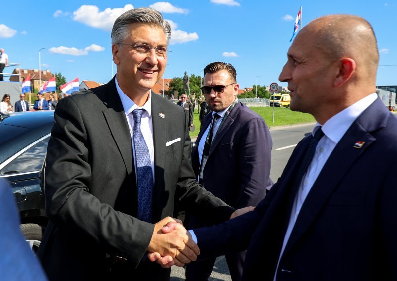 Plenković na mimohodu: Oluja je slomila projekt Velike Srbije