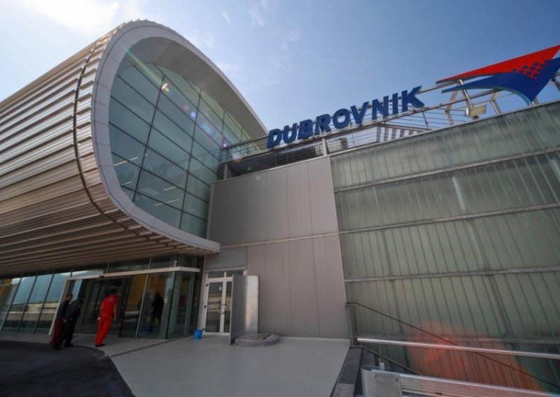 Prvi let Croatia Airlinesa iz Dubrovnika u Nicu