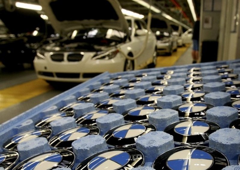 BMW otvorio tvornicu za starije radnike