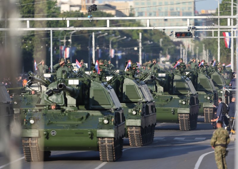 Tenkovi, haubice, oklopnjaci... pogledajte čime sve raspolaže Hrvatska vojska
