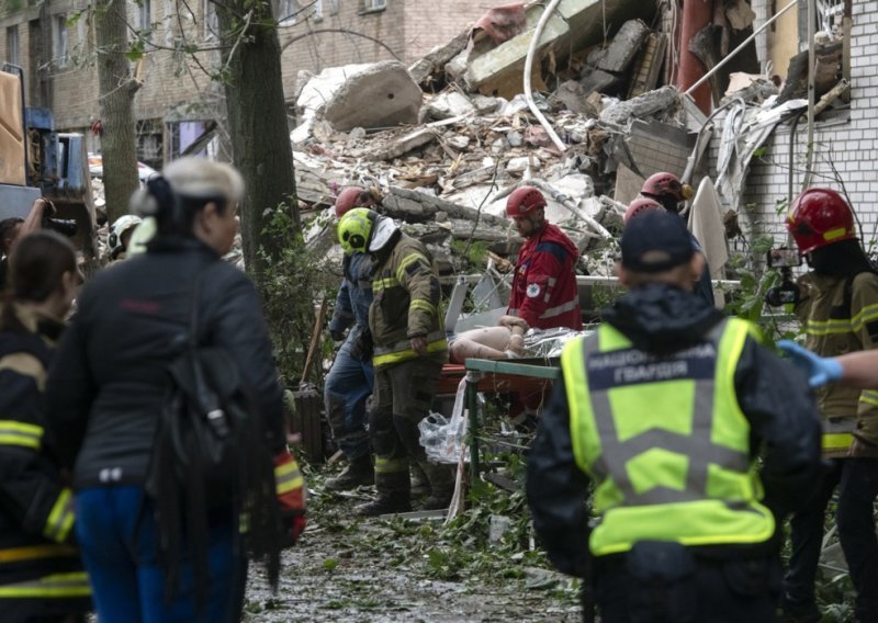 Broj poginulih u ruskim napadima na Kijev: Među njima i troje djece