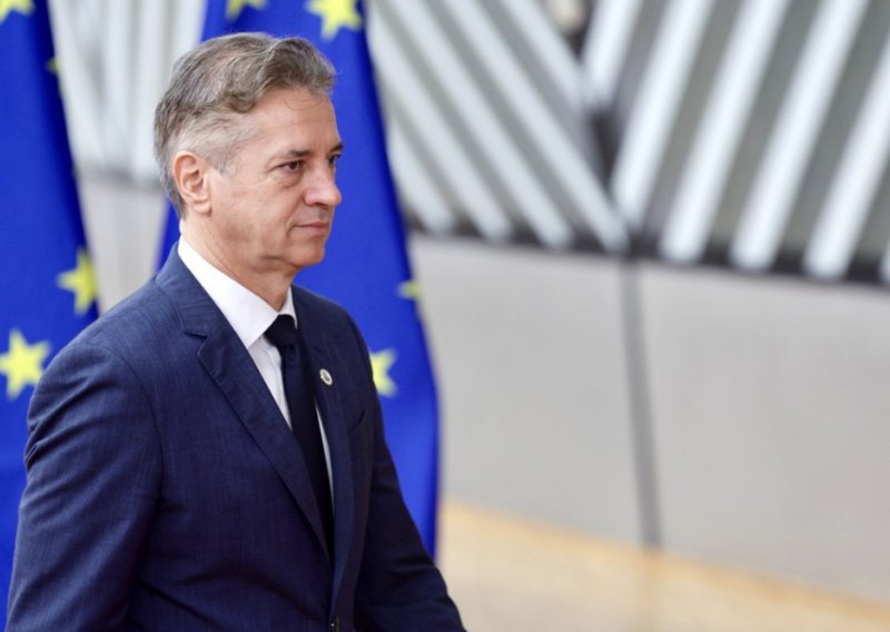 Slovenija uvela embargo na oružje Izraelu