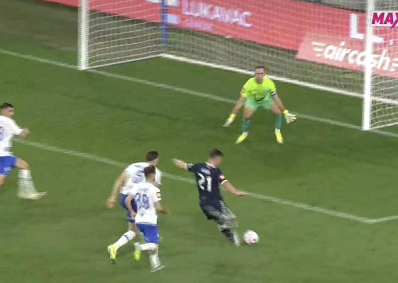 Pogledajte nevjerojatni promašaj Lisice. Imao je čitav gol pred sobom...