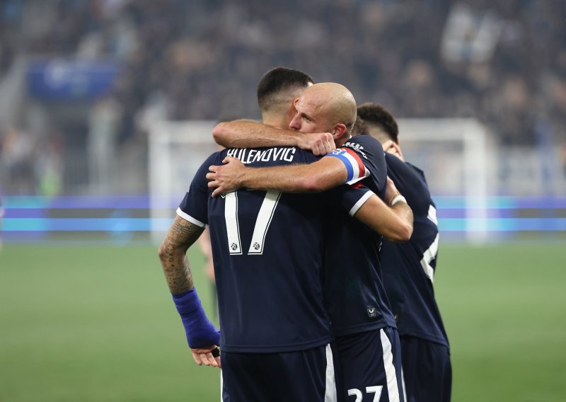 Dinamo slavio kod Osijeka u odličnom derbiju; pogledajte golove Kulenovića i Stojkovića
