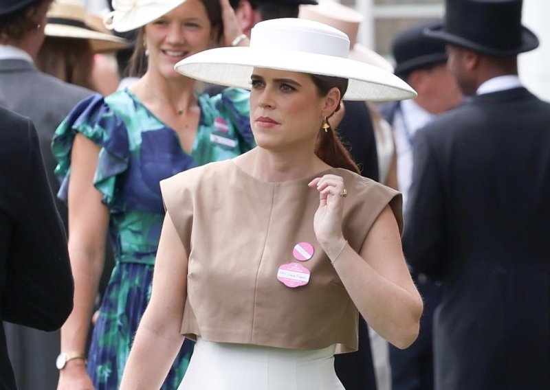 Princeza Eugenie dugo nije tako dobro izgledala: Ovo je savršena ljetna haljina