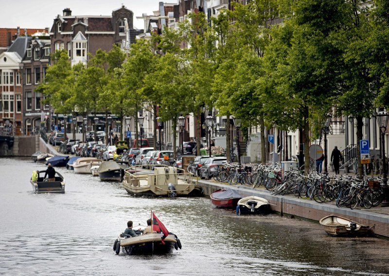 Kanali u Amsterdamu smrtonosni za mačke, evo kako će tome stati na kraj