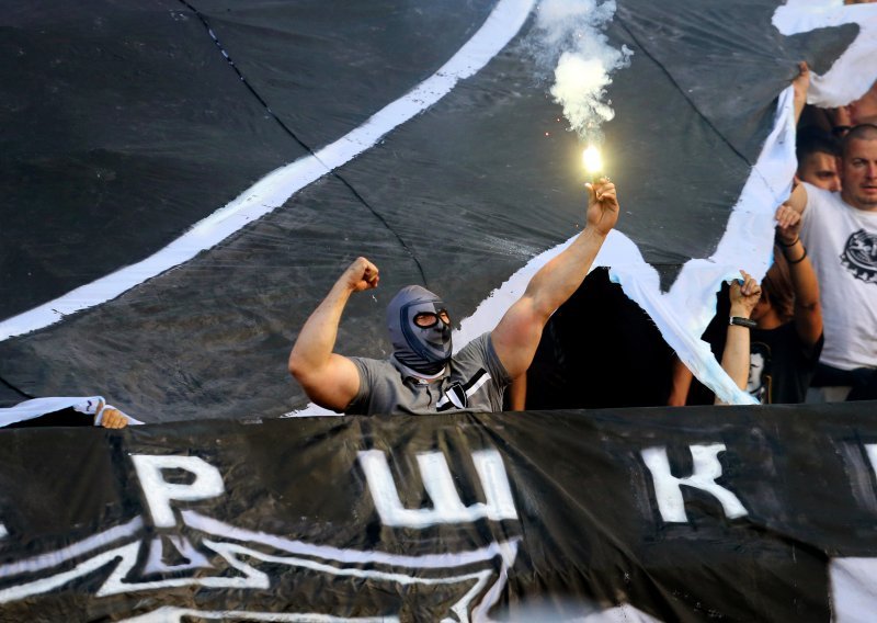 Na stadionu Partizana puštena pjesma Delija; pogledajte što se dogodilo