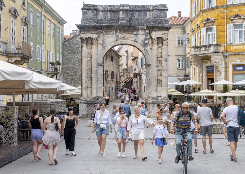 U Puli i Novigradu uplatili ljetovanje pa ostali bez smještaja