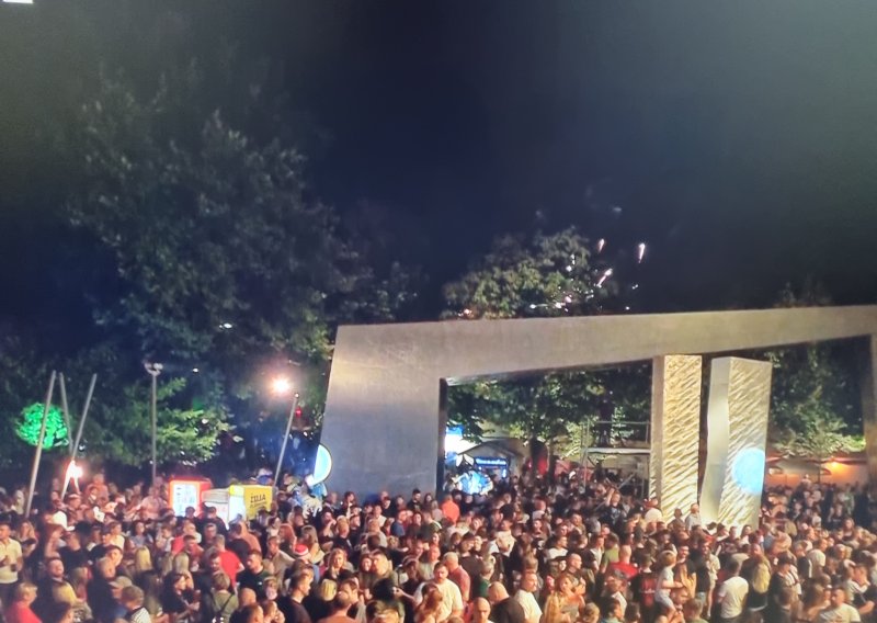 Škoro ostao 15 minuta kraći: Nestao zvuk u prijenosu koncerta iz Knina