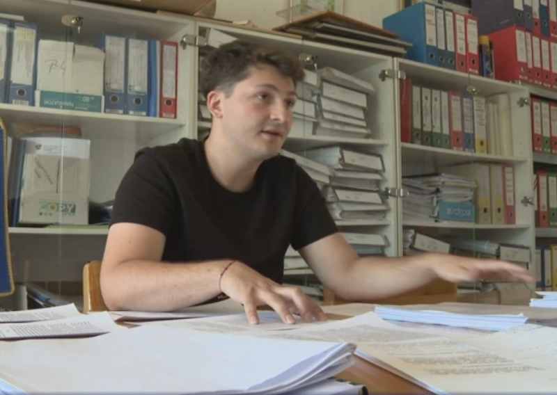 Bivši načelnik prepustio dužnost sinu: 23-godišnjaka dočekala kazna od 13.200 eura