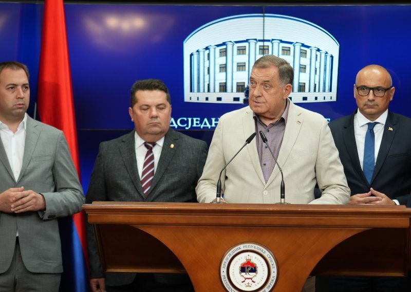 BiH: Rusija i Srbija lobiraju za Dodika, on započeo osvetu protiv neistomišljenika