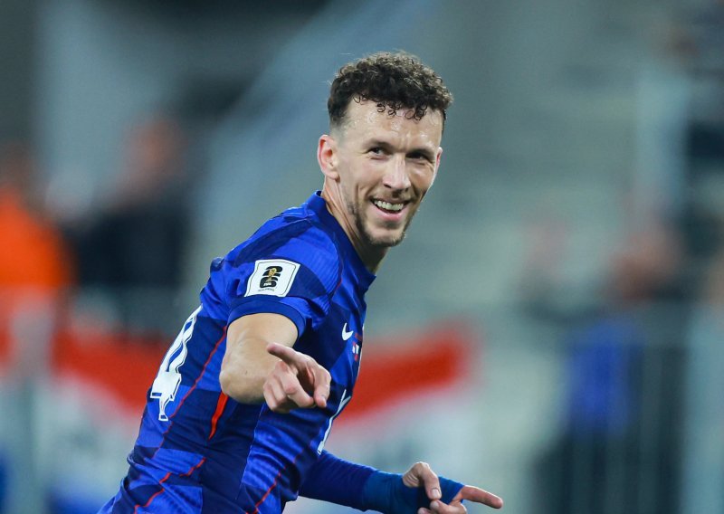 Srbi lansirali senzaciju: Perišić pregovara s Novim Pazarom!?