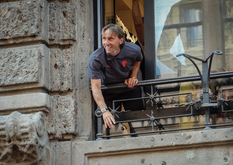 Modrić ga pitao govori li hrvatski, a njegov ga je odgovor 'oborio s nogu'