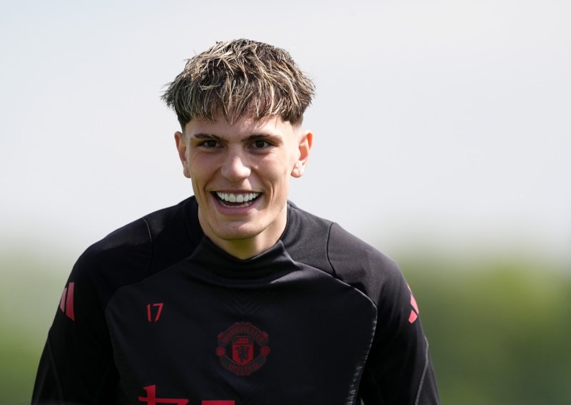 Manchester United otpisao zvijezdu: Na pragu je potpisa za Chelsea