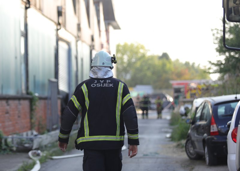 Sindikat na nogama zbog osječkih vatrogasaca, iz Grada odgovaraju: Zapošljavamo u turnusima