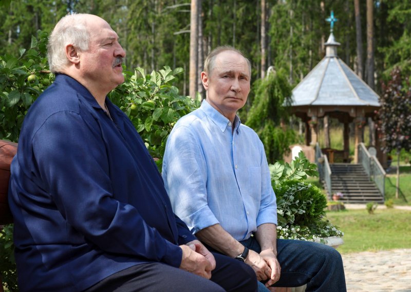 Putin s Lukašenkom razgovarao o mogućem sastanku s Trumpom