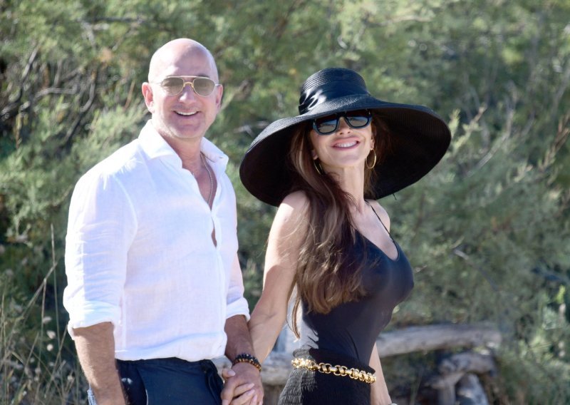 Bezos i Lauren Sánchez traže od njenog brata da im plati 190.000 dolara sudskih troškova